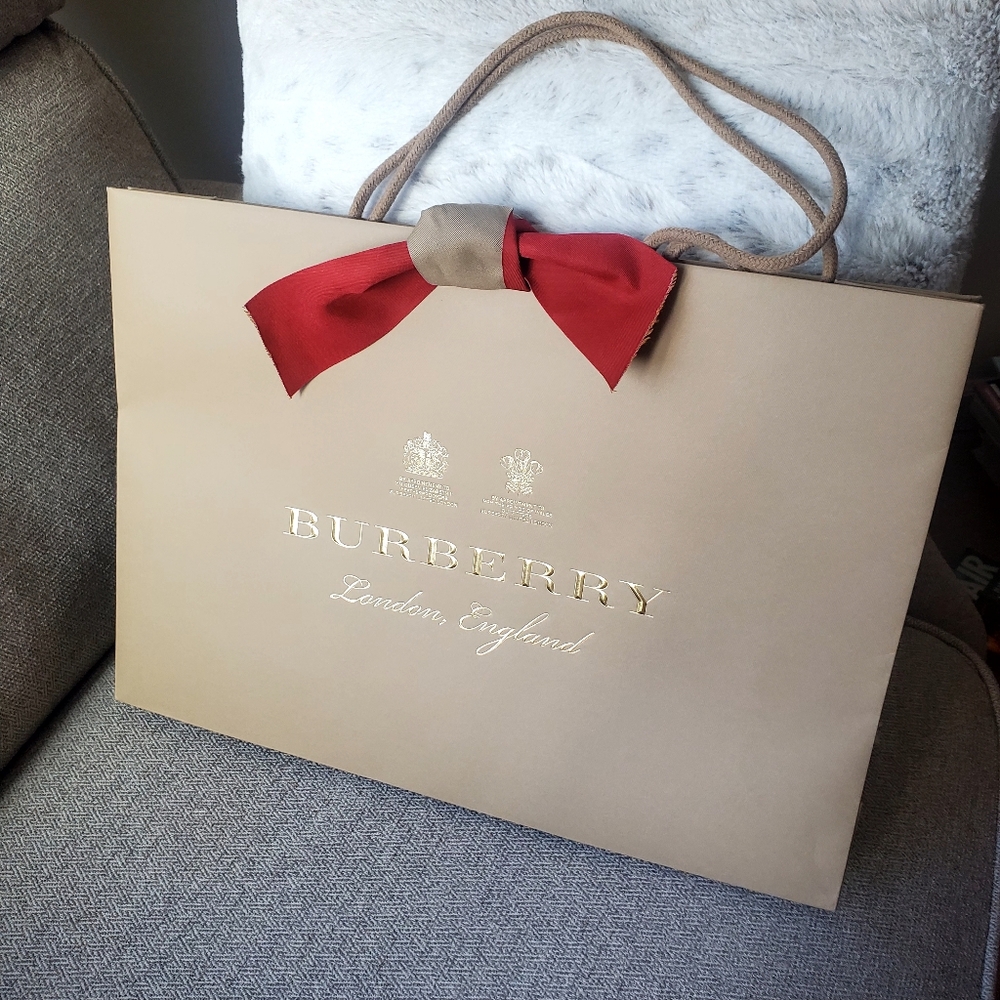 Burberry Cardboard Shopping Gift Bag